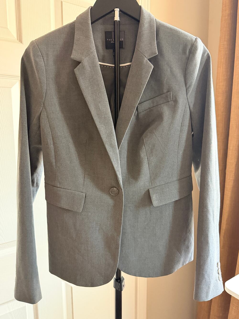 The Limited collection gray blazer euc 2